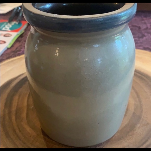 Ceramic Vase - Picture 4 of 5